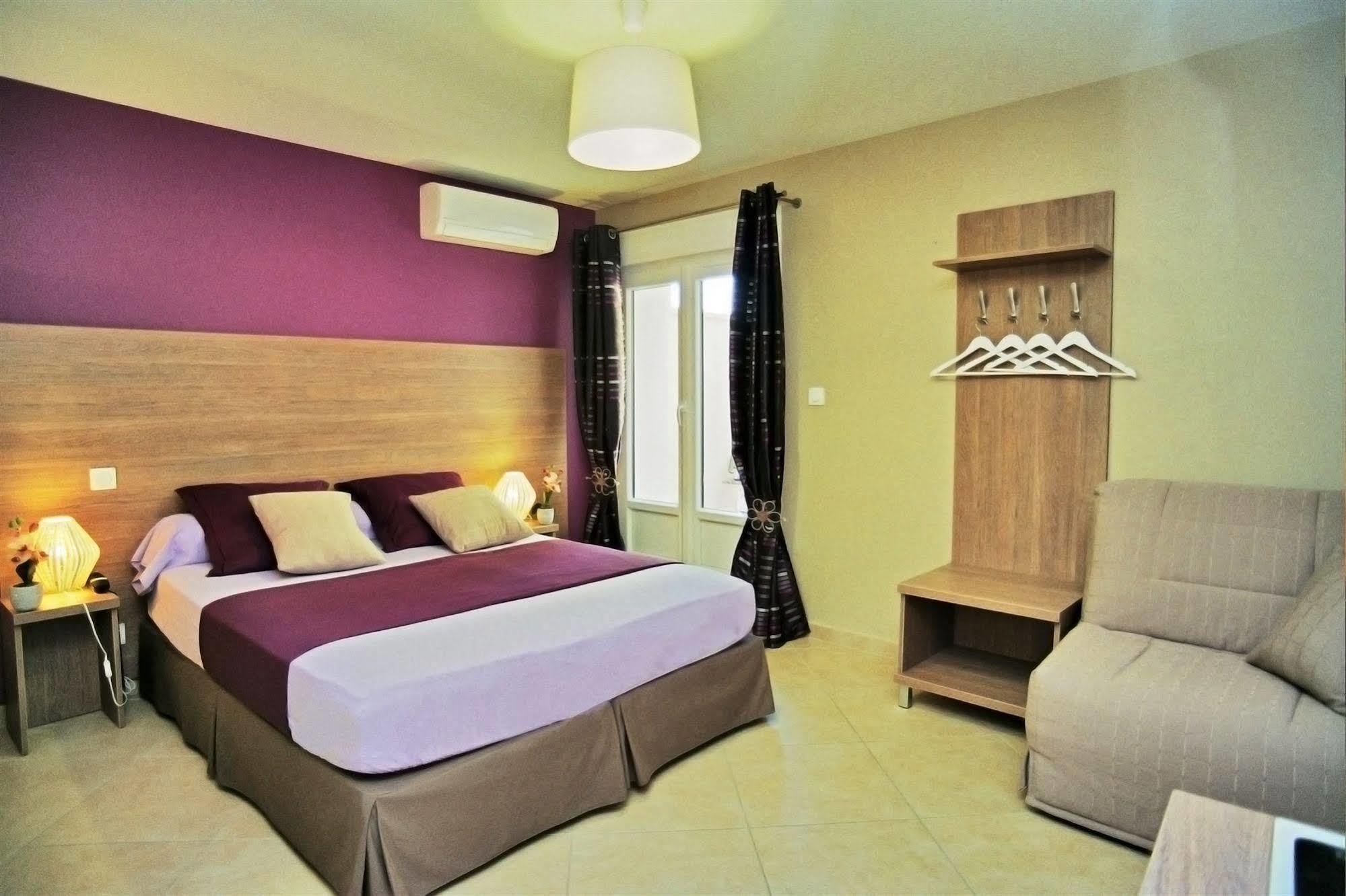Hotel L'anvia 3*