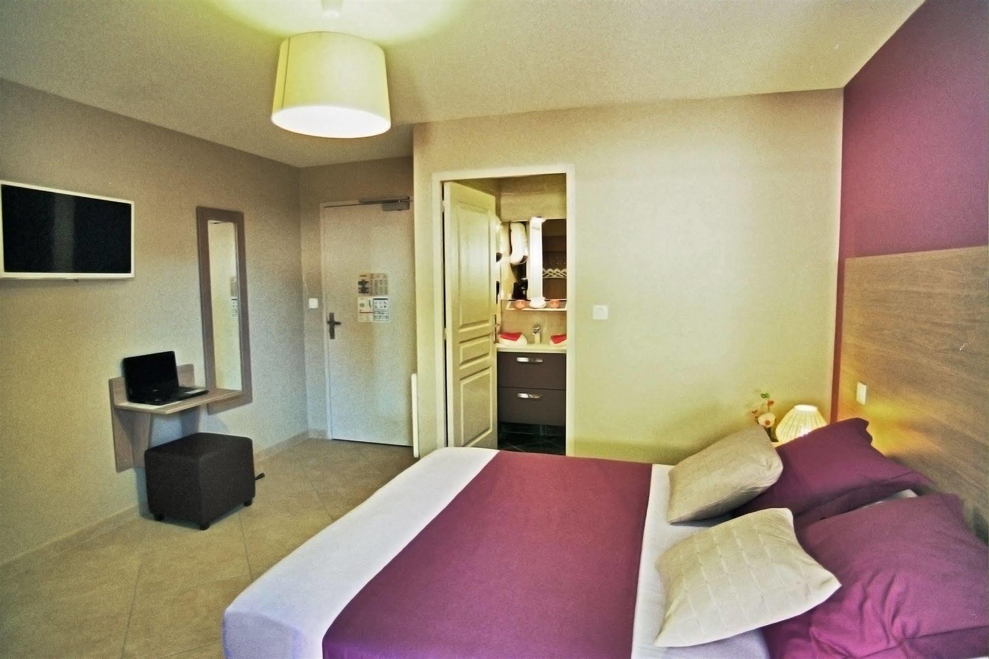 L'anvia Hotel